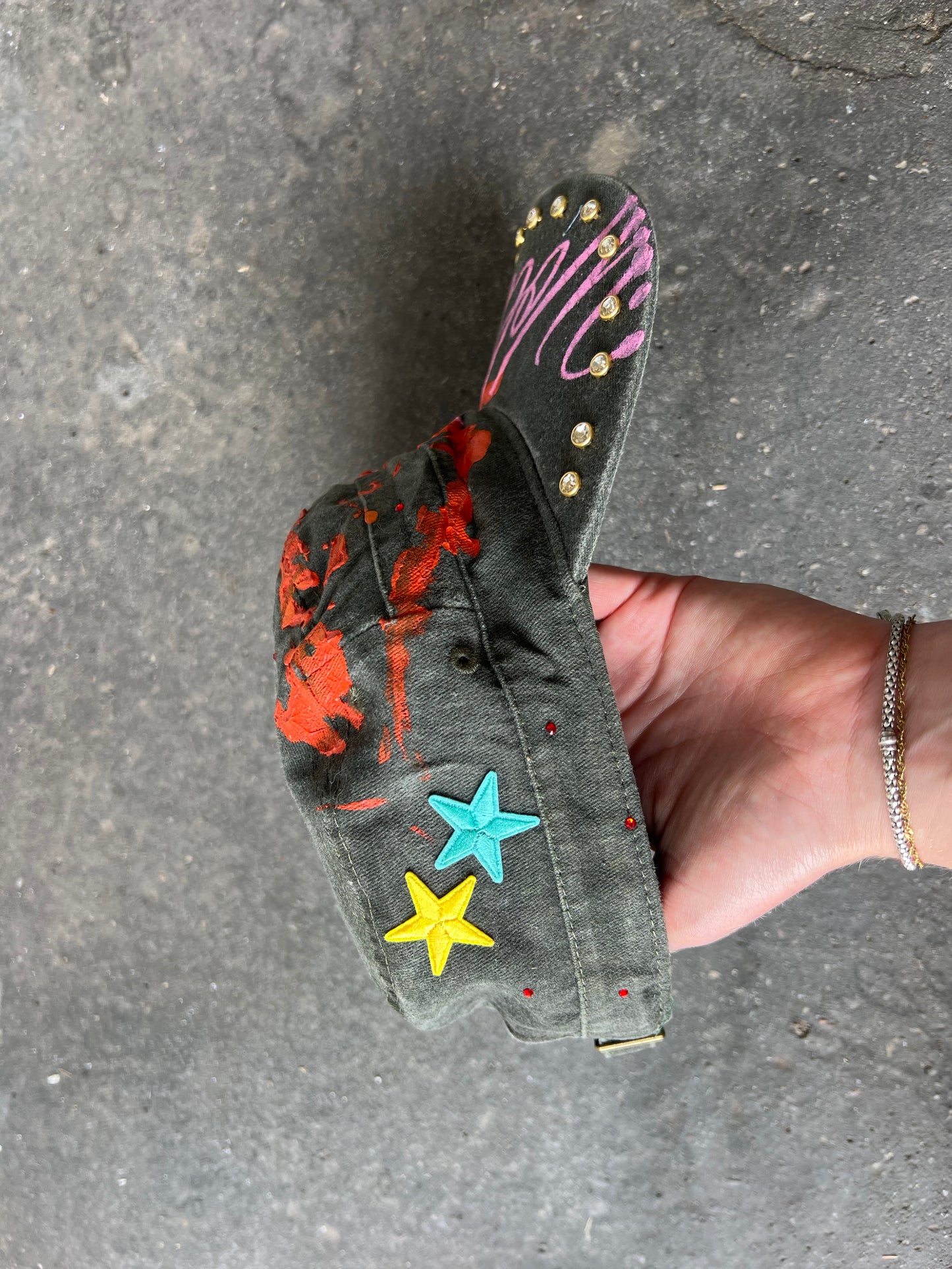 WLVTNG CUSTOM CAP - 01