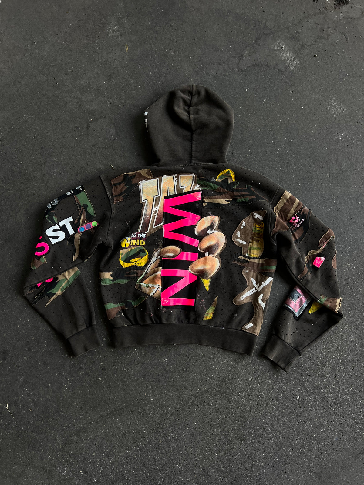WLVTNG CUSTOM ZIP UP (GREY)