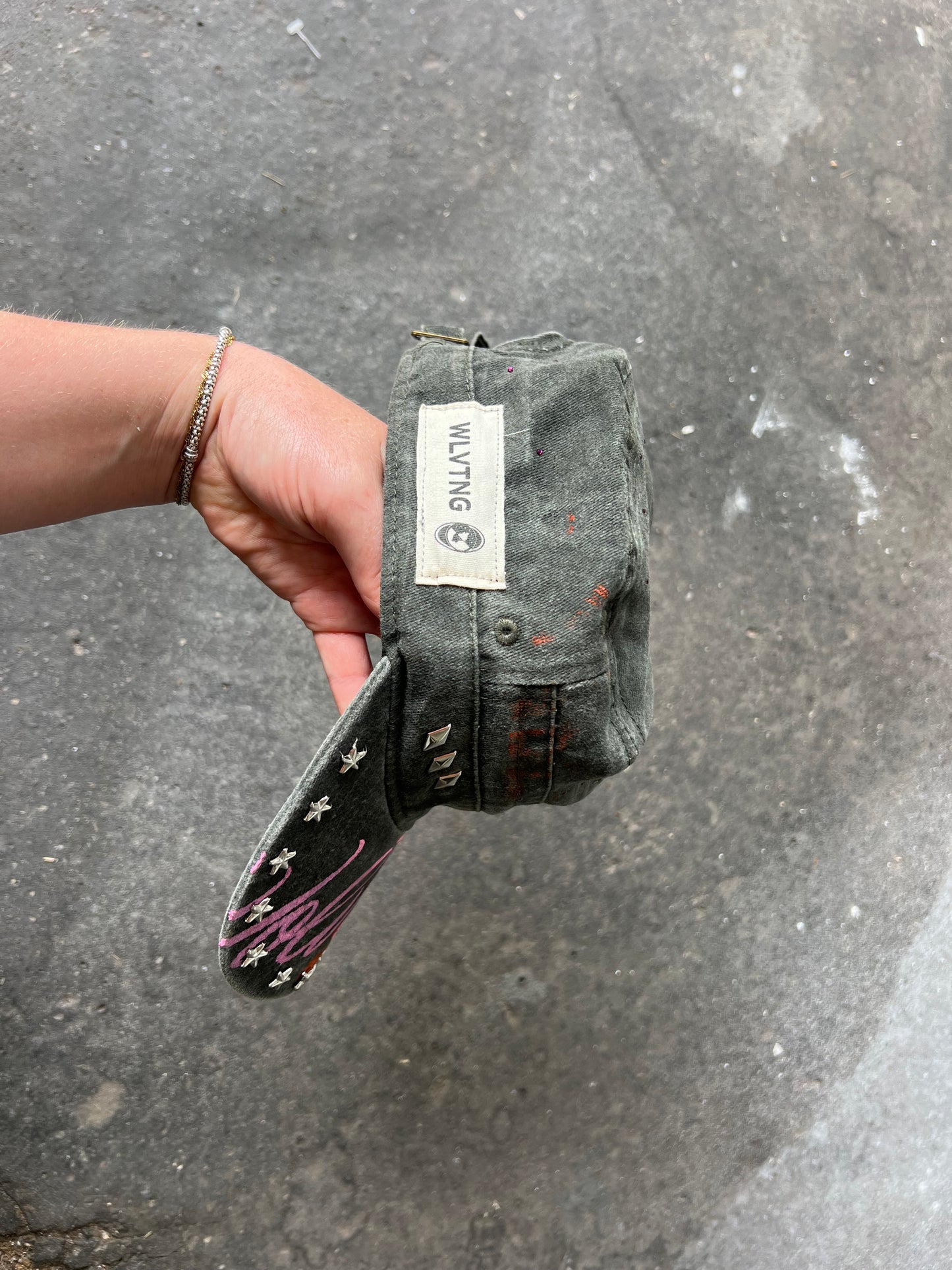 WLVTNG CUSTOM CAP - 03